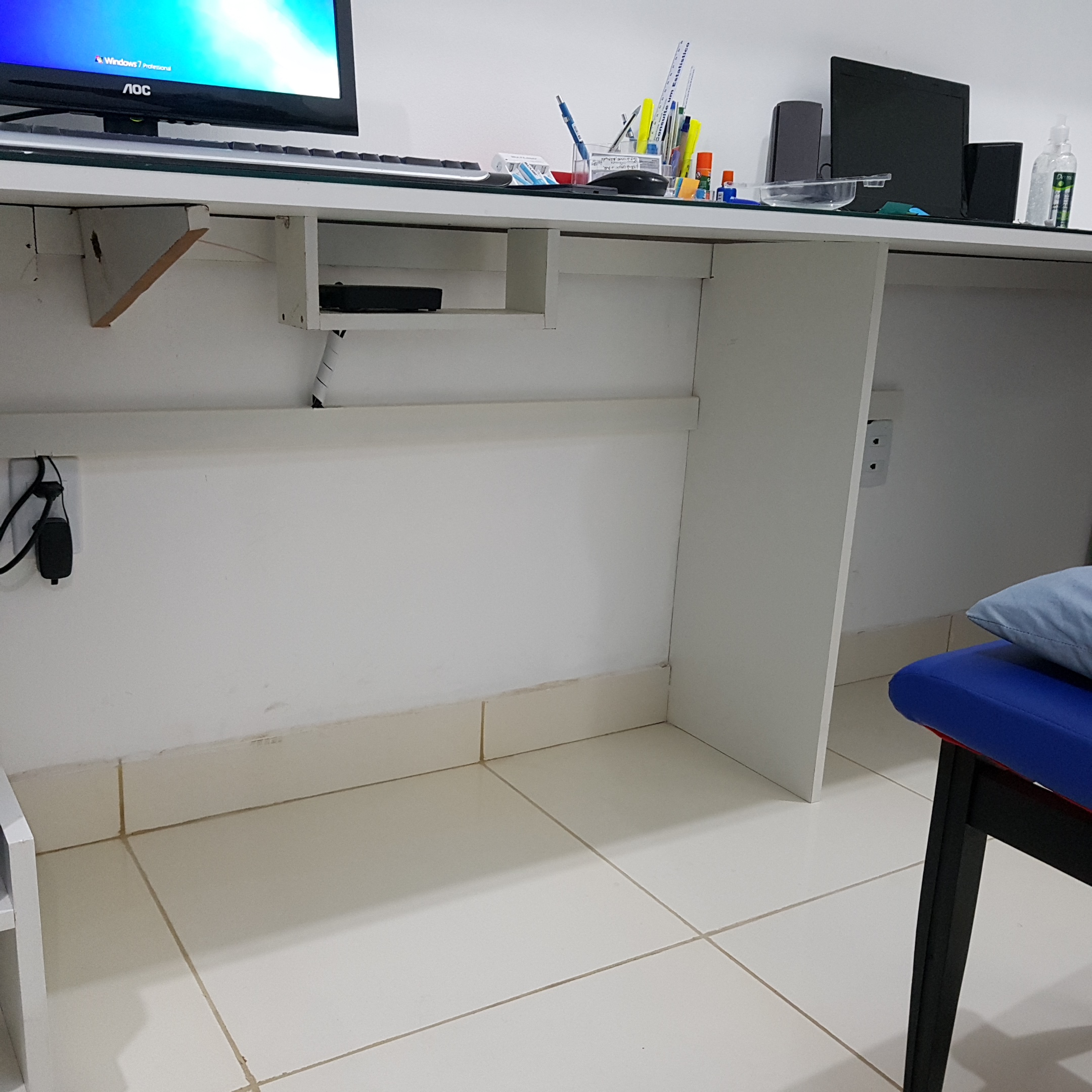 CONRE5: cabos e rack arrumados e organizados